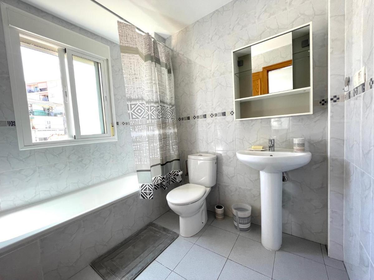 Апартаменты Casita Maria L View & Smarttv Малага Экстерьер фото