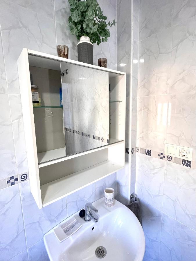 Апартаменты Casita Maria L View & Smarttv Малага Экстерьер фото